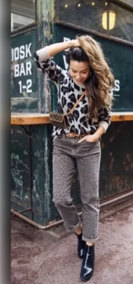 NWT Revolve PISTOLA Leopard Print Crop Jeans Coated Denim Gray Size 29 - Picture 1 of 5